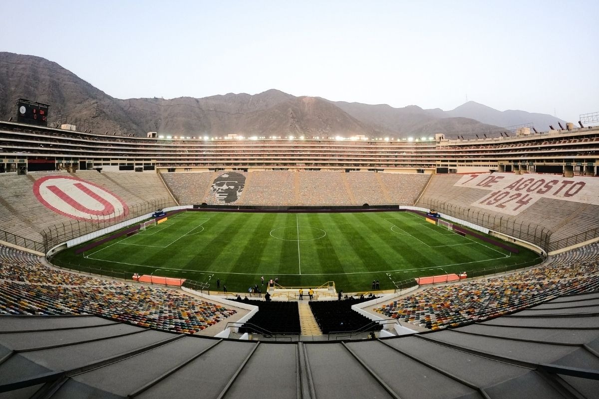 Socios de Alianza Lima también pidieron información sobre las acciones de la Sunat para cobrar la deuda con Universitario. (Foto: Universitario)