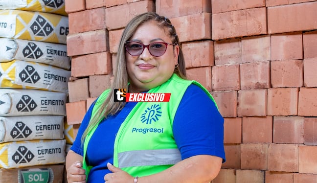 Con el apoyo de su suegro, doña Liz decidió dejar atrás la farmacia y aprender un oficio completamente distinto que hoy le abre nuevas oportunidades. Foto: Fernando Sangama.