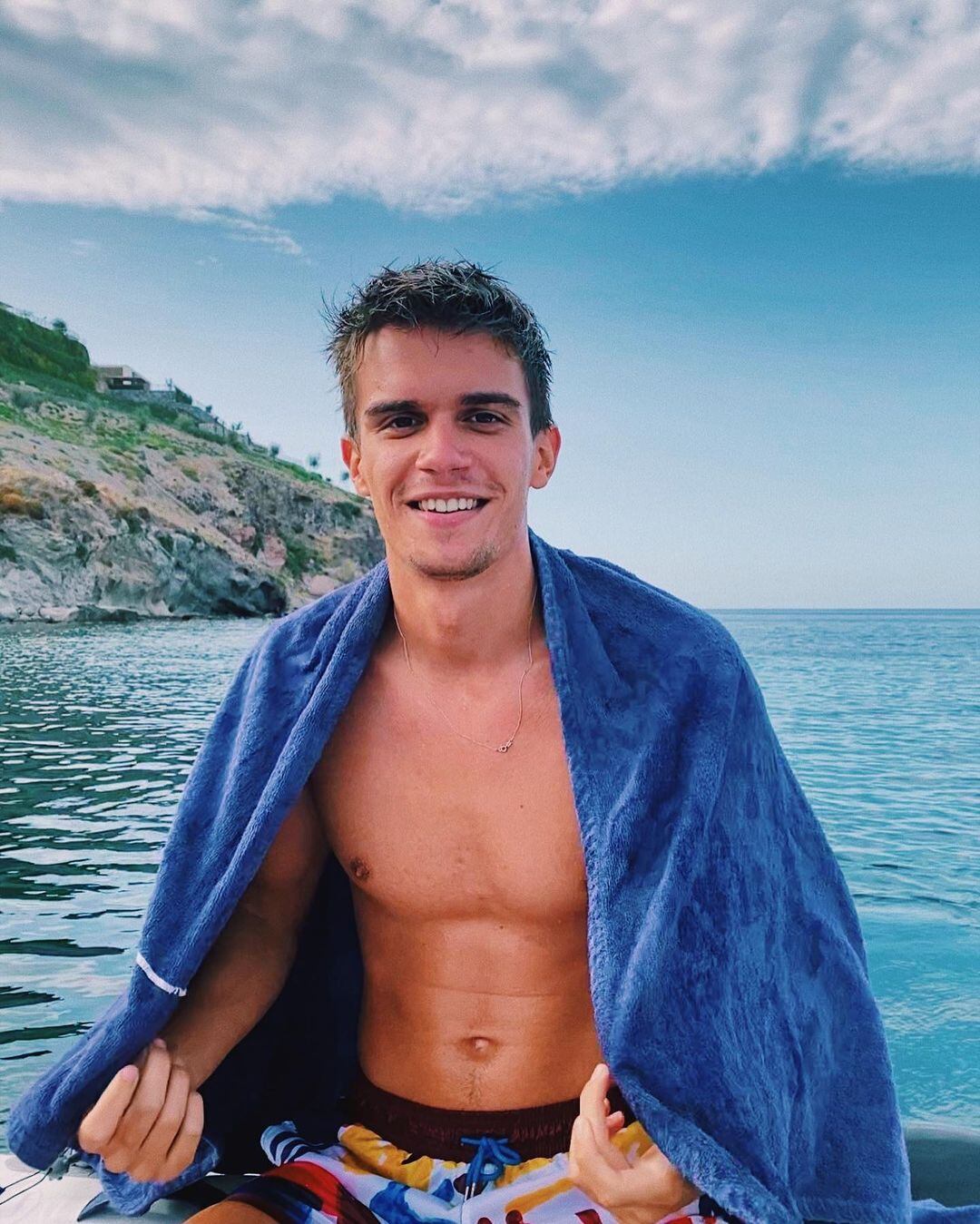 Eren Ören se graduó de Ingeniería Industrial de la Universidad de Bahçeşehir (Foto: Eren Ören/ Instagram)