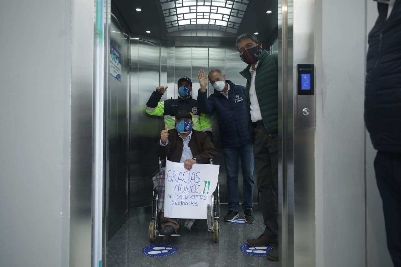 Estructura ubicada cerca de la playa Las Cascadas, cuenta con dos ascensores panorámicos para uso preferente de personas con discapacidad, ciudadanos de la tercera edad y gestantes. (Foto: Britanie Arroyo/@photo.gec)