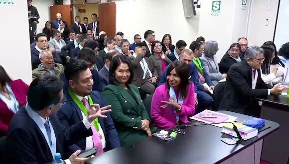 Fiscal José Domingo Pérez presentó capturas de pantalla de los polémicos gestos.