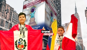 Ancashino de 16 años y niño venezolano logran medallas para Perú en olimpiada internacional de matemáticas en EE.UU.