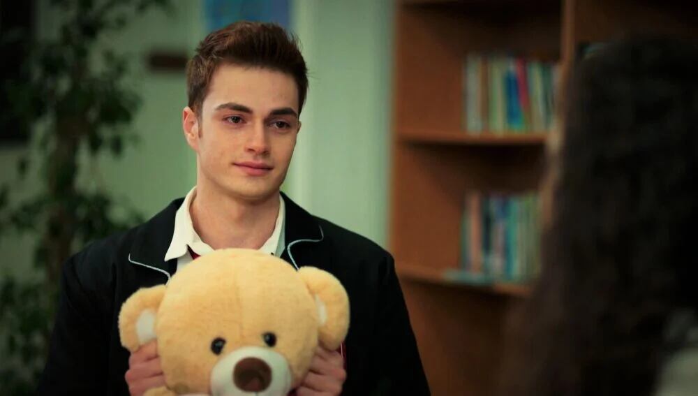 Berk quiere reconquistar a Aybike en la telenovela turca "Hermanos" (Foto: NG Medya)