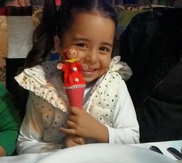 La actriz turca Beren Gökyıldız inició su carrera profesional a los 5 años de edad (Foto: Beren Gökyıldız / Instagram)