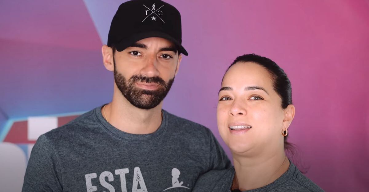 Adamari López y Toni Costa sobre estafas en las redes sociales: “No se dejen engañar por cuentas falsas”. (Foto: captura YouTube).