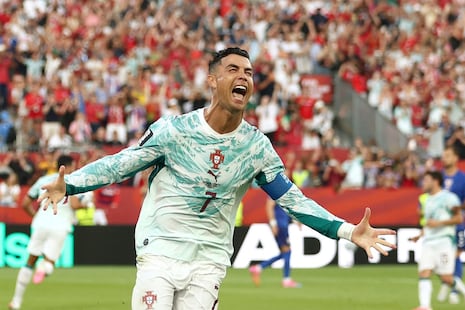 ¡Cristiano hizo historia! CR7 rompió su última gran deuda en los Mundiales con un gol histórico ante Croa...