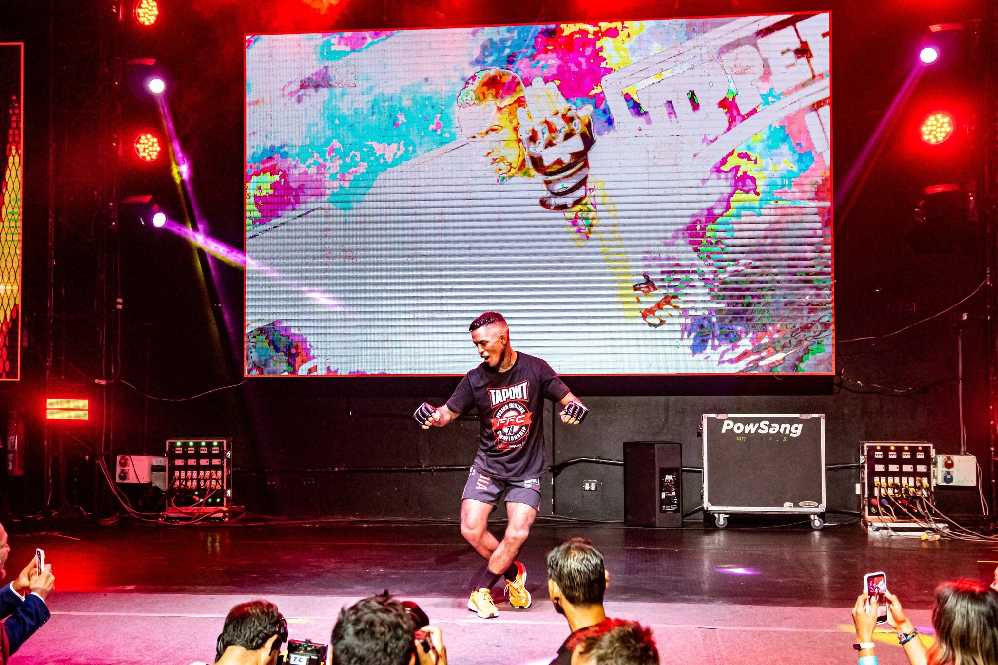 Rudy Gavidia puso a 'charanguear' al público del FFC. (Difusión)