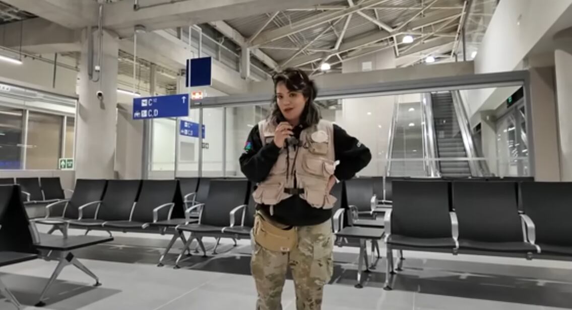 Fátima Sotomayor perdió su vuelo en su primer video sola, al igual que le pasó al iniciar 'Misias pero viajeras'.