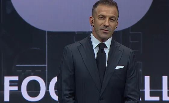 Del Piero es maestro de ceremonia en The Best (imagen: Dsports)