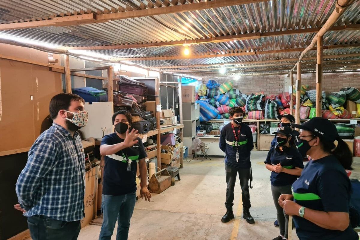 El equipo siempre está en continua capacitación para mejorar sus procesos.
Foto: Recidar.