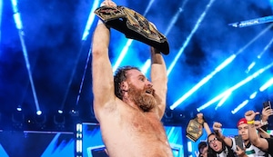 Sami Zayn derrota a CM Punk y conquista el título de WWE en México