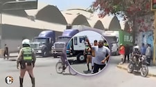 ¡Tragedia en el Callao! Esposos en moto fueron atropellados por tráiler y vecinos bloquean la calle