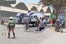 ¡Tragedia en el Callao! Esposos en moto fueron atropellados por tráiler y vecinos bloquean la calle