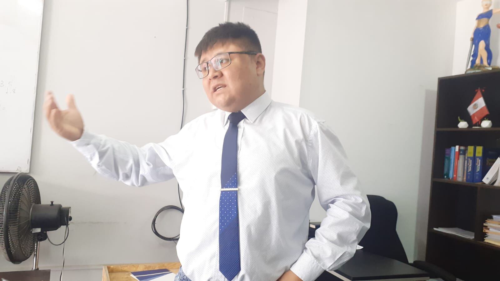 Delincuentes hicieron de las suyas y robaron desde laptops, cámaras fotográficas y dinero de un estudio de abogados. (foto: Mónica Rochabrum/Trome)