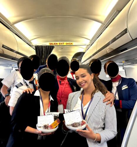 Hija de Farid Ode y Mariella Zanetti ingresa a importante aerolínea.