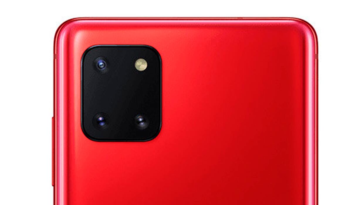 El próximo teléfono de Samsung llevaría tres cámaras en un cuadrado. (Foto: WinFuture)