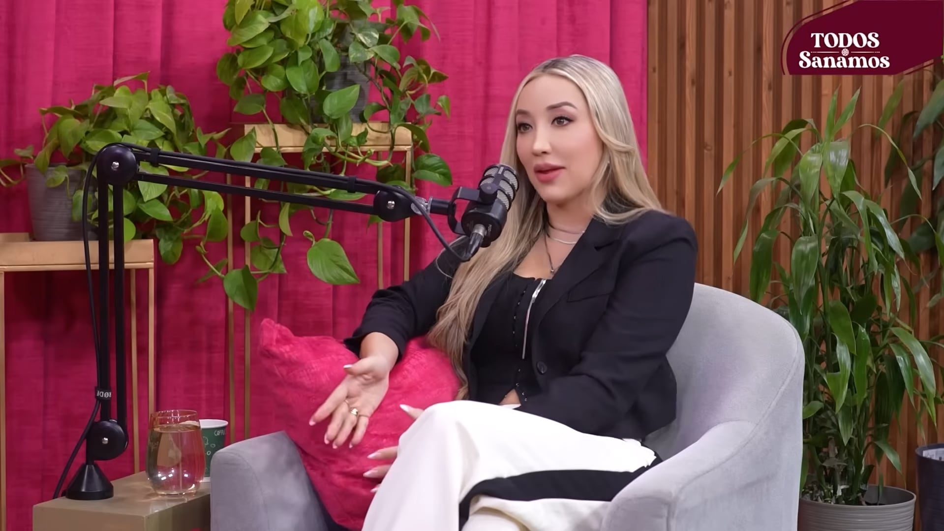 La modelo confesó cómo fue convivir al inicio con los hijos de Jean Paul.