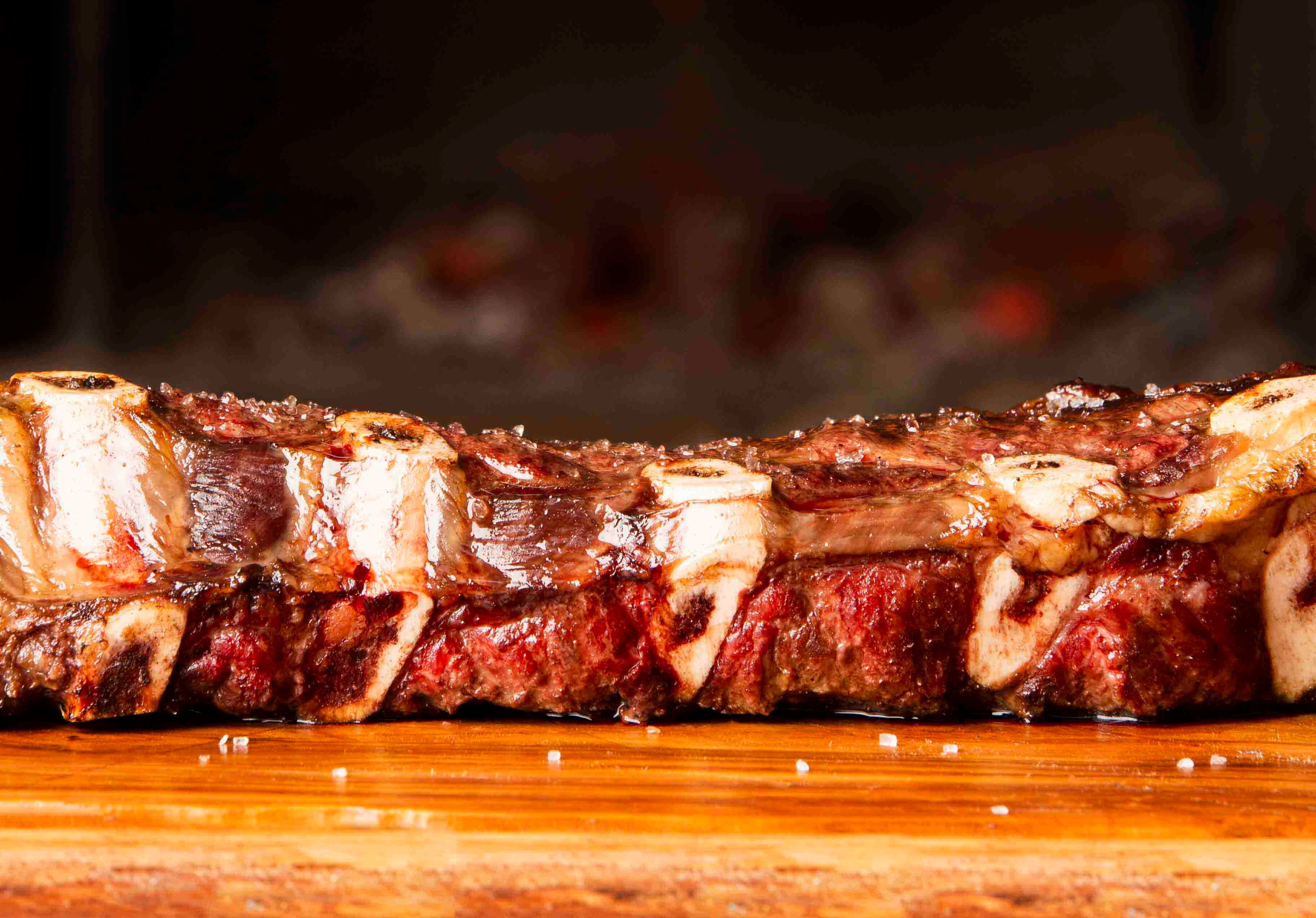 Lo ideal es que la carne esté cocida de término medio a tres cuartos para que salga jugosa, señaló Alexander Pajares. (Foto: '20 sobre 20')