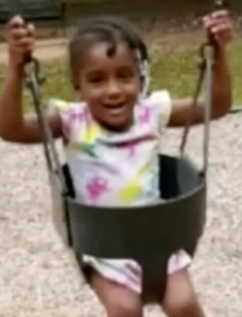 Así de feliz lucía Mejelic "Jellie", de 4 años, antes de fallecer por culpa de su propia madre. (Foto: Captura)