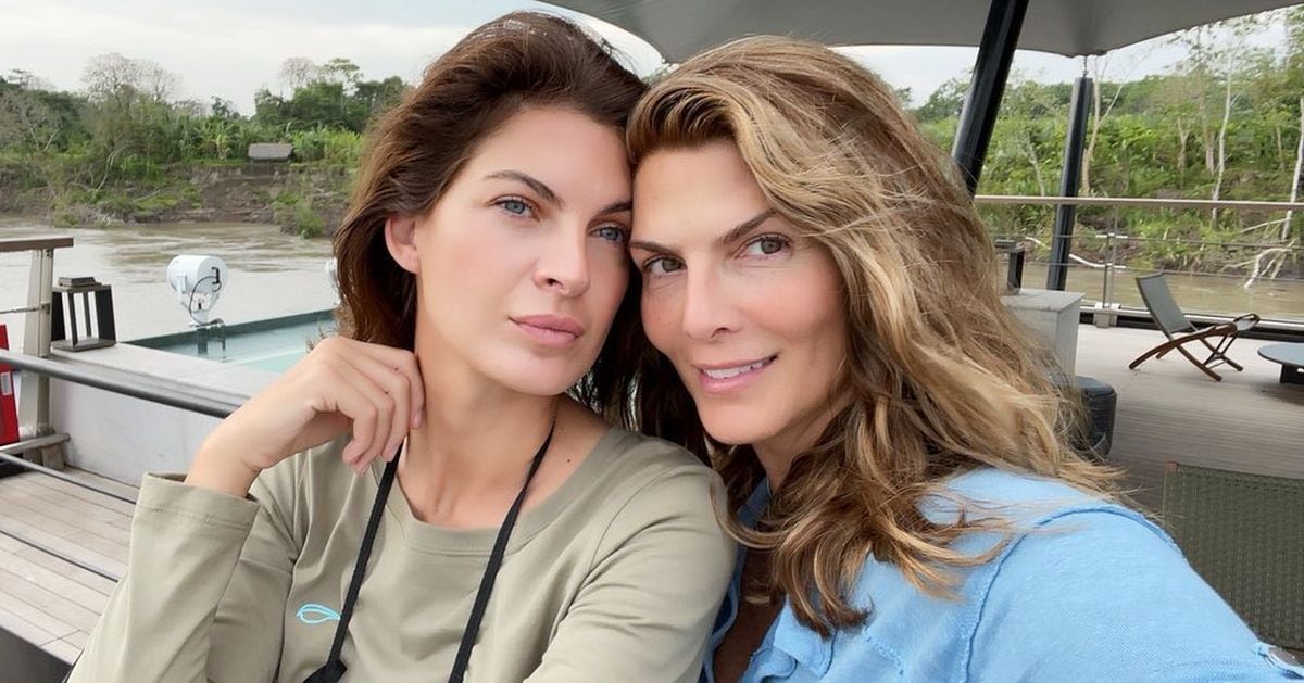 Acá en un viaje por el Amazonas peruano junto a Yaya, su actual pareja (Foto: Montserrat Oliver / Instagram)