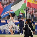 Katy Perry y el pequeño Tius Luka se lucen en la tercera inauguración del Mundial 2026