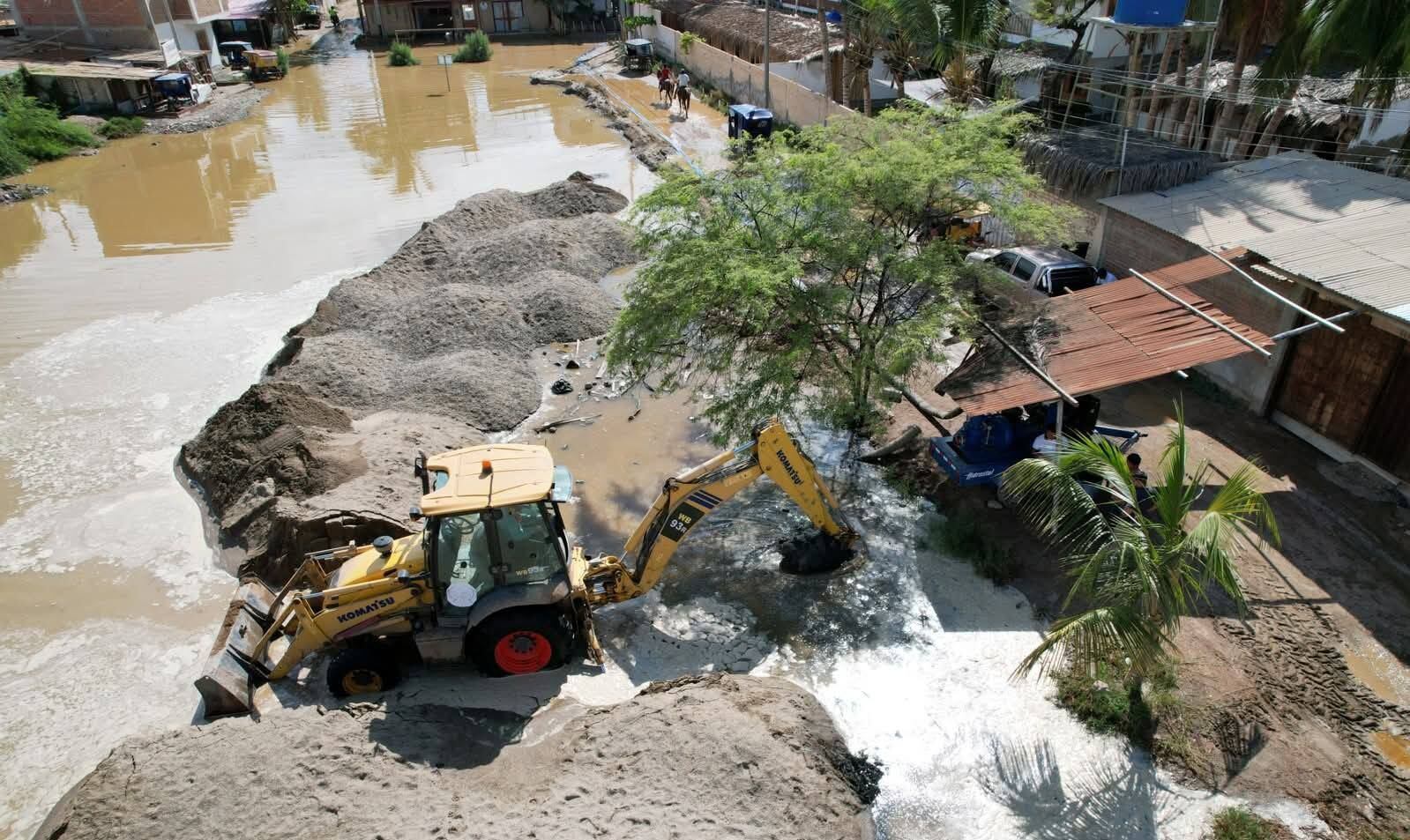 Los hoteles han tenido que cerrar debido al agua empozada en todo el blaneario. Foto: Difusión.