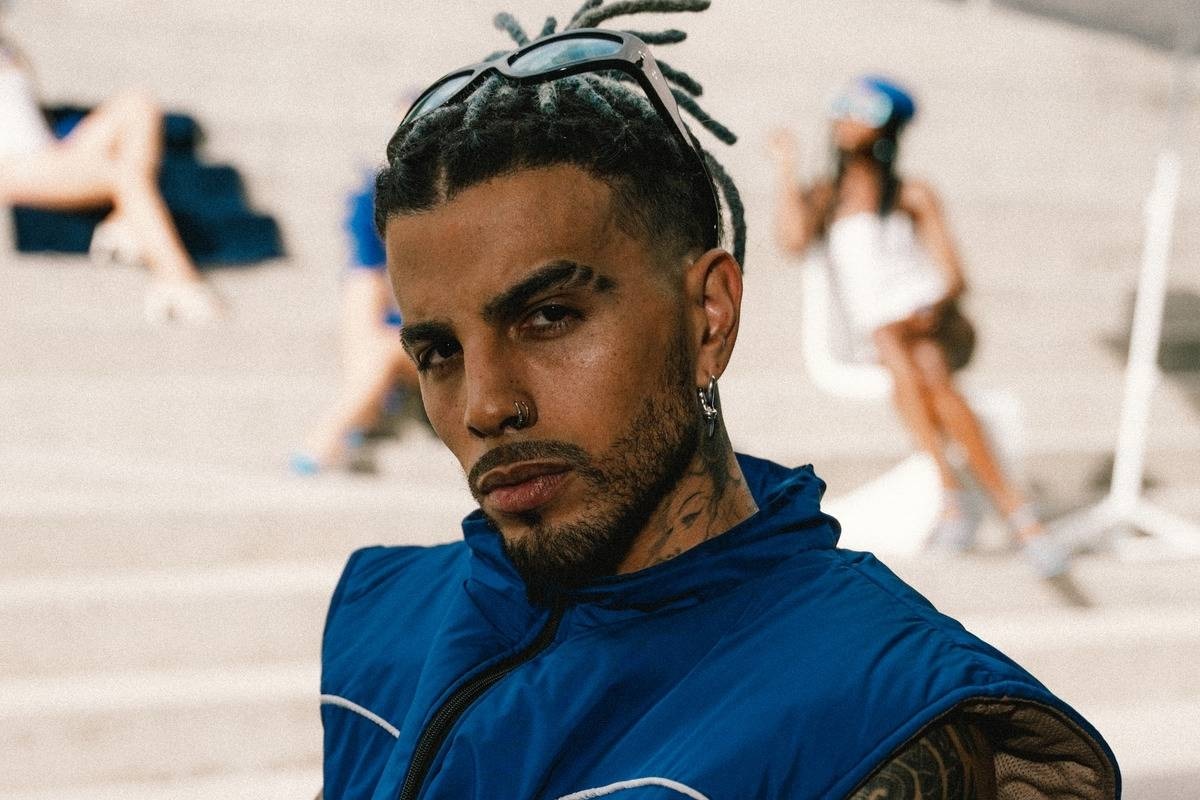 Rauw Alejandro suspende gira “Saturno Tour” por toda Latinoamérica y ya no se presentaría en Perú el próximo 28 de octubre. Foto: Facebook de Rauw Alejandro