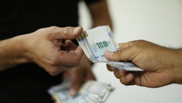 Desde el jueves 6 de mayo, las entidades del sistema financiero abrieron las cuentas de CTS para que sus clientes accedan a sus fondos. (Foto: Andina)