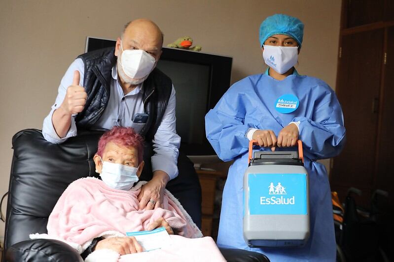 EsSalud vacunará contra la influenza a adultos mayores en sus casas. Foto: EsSalud