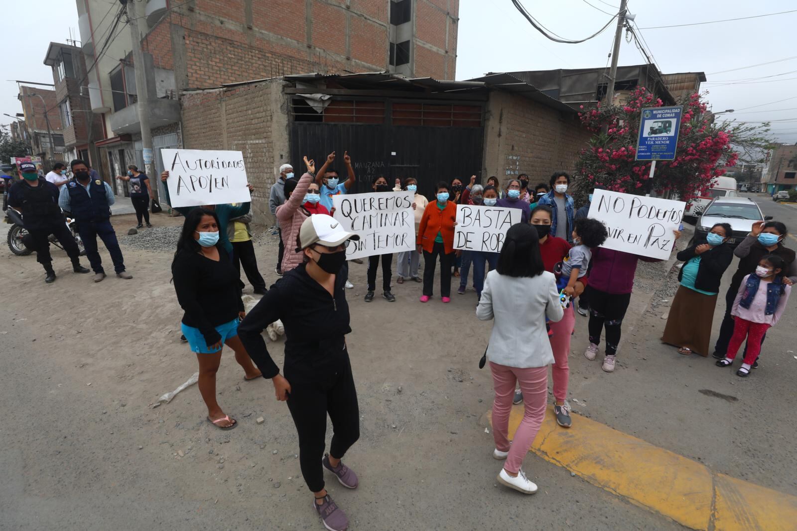 Vecinos exigieron a las autoridades más seguridad. | Foto: Gonzalo Córdova (Trome / Grupo El Comercio)