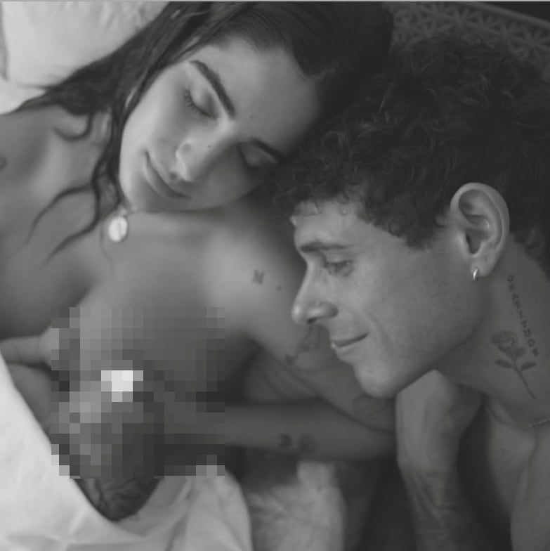 Hugo García publicó las primeras fotos del nacimiento de su bebé.