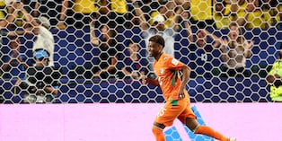Amad Diallo le dio el triunfo a Costa de Martil sobre Costa de Madrid a los 90'. (Photo by CHARLY TRIBALLEAU / AFP)