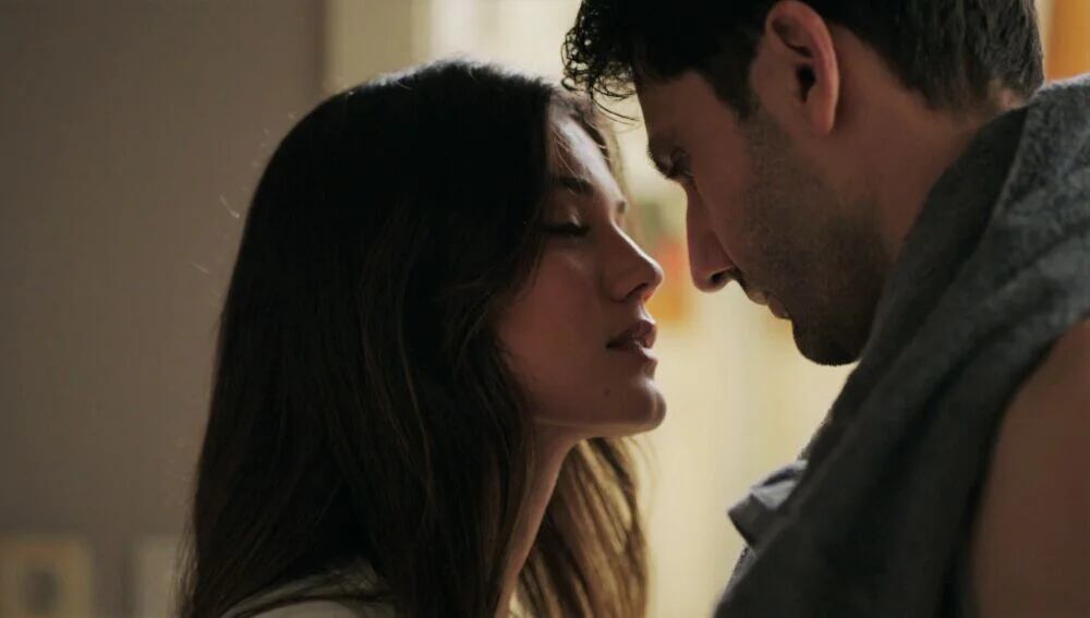 Ceylin e Ilgaz cada vez más cerca en la telenovela "Secretos de familia" (Foto: Ay Yapım)