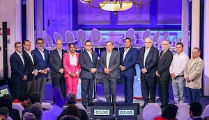 Equipos técnicos de Keiko Fujimori y Roberto Sánchez protagonizaron intenso debate