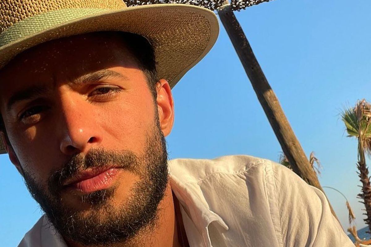Barış Arduç en una foto disfrutando de la playa (Foto: Barış Arduç/Instagram)