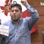 Wilson Quispe Mamani causa caos en plena votación