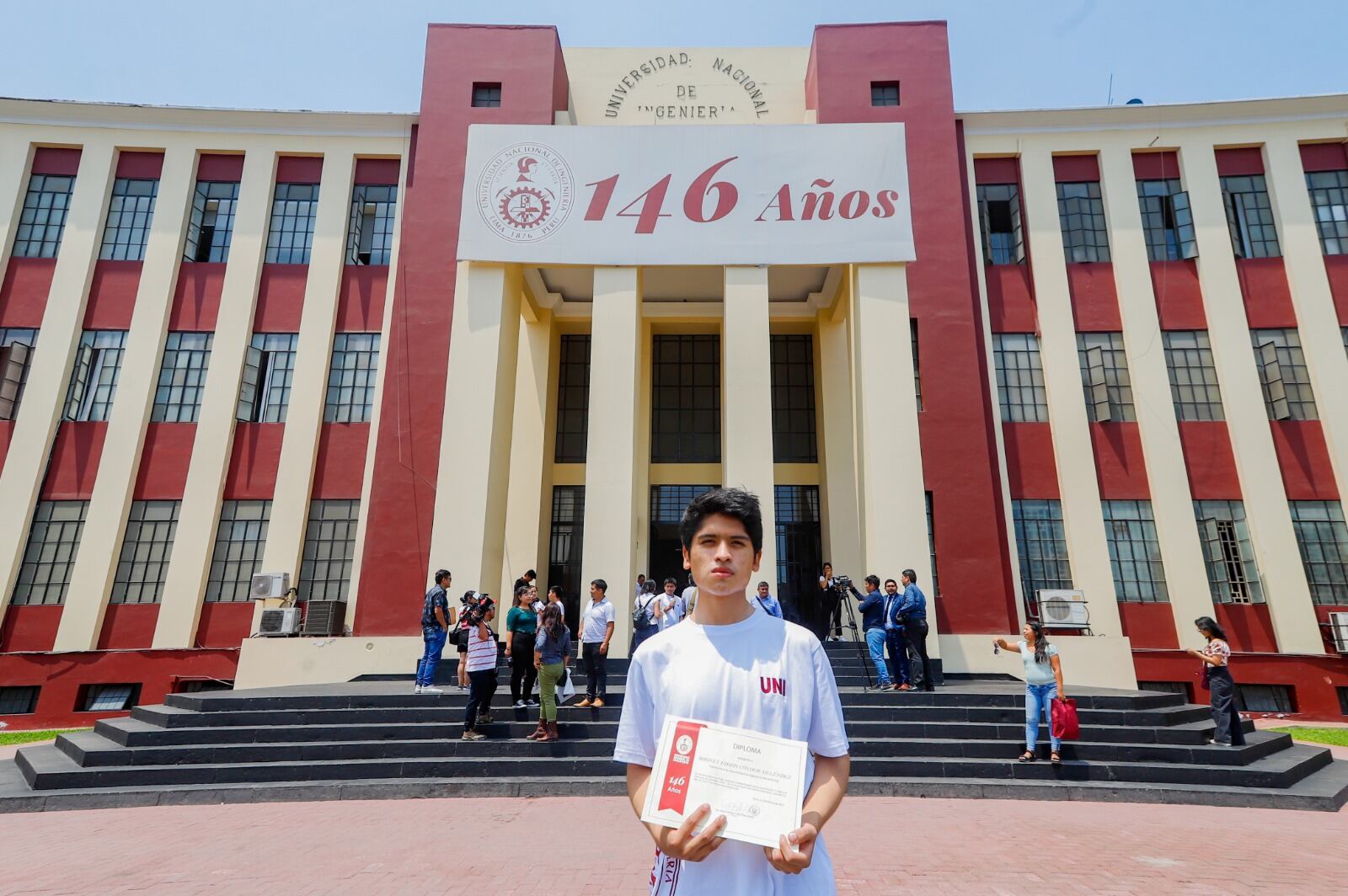 Sueña con ganar una beca en el Instituto Tecnológico de Massachusetts - MIT.