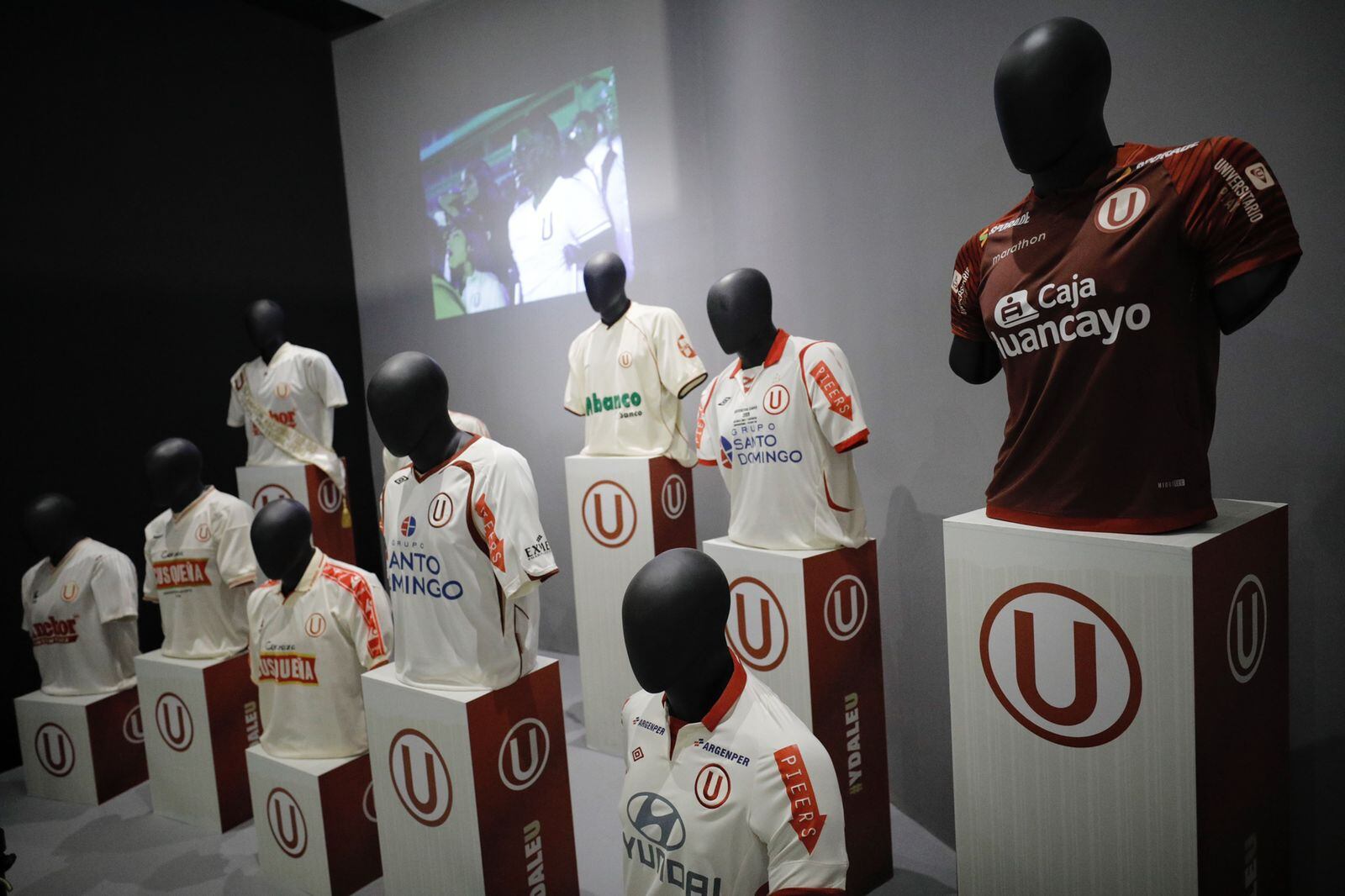 Inauguran el museo de universitario de deporte en sus instalaciones del estadio monumental U Marathon. Fotos: Joel Alonzo/ @photo.gec