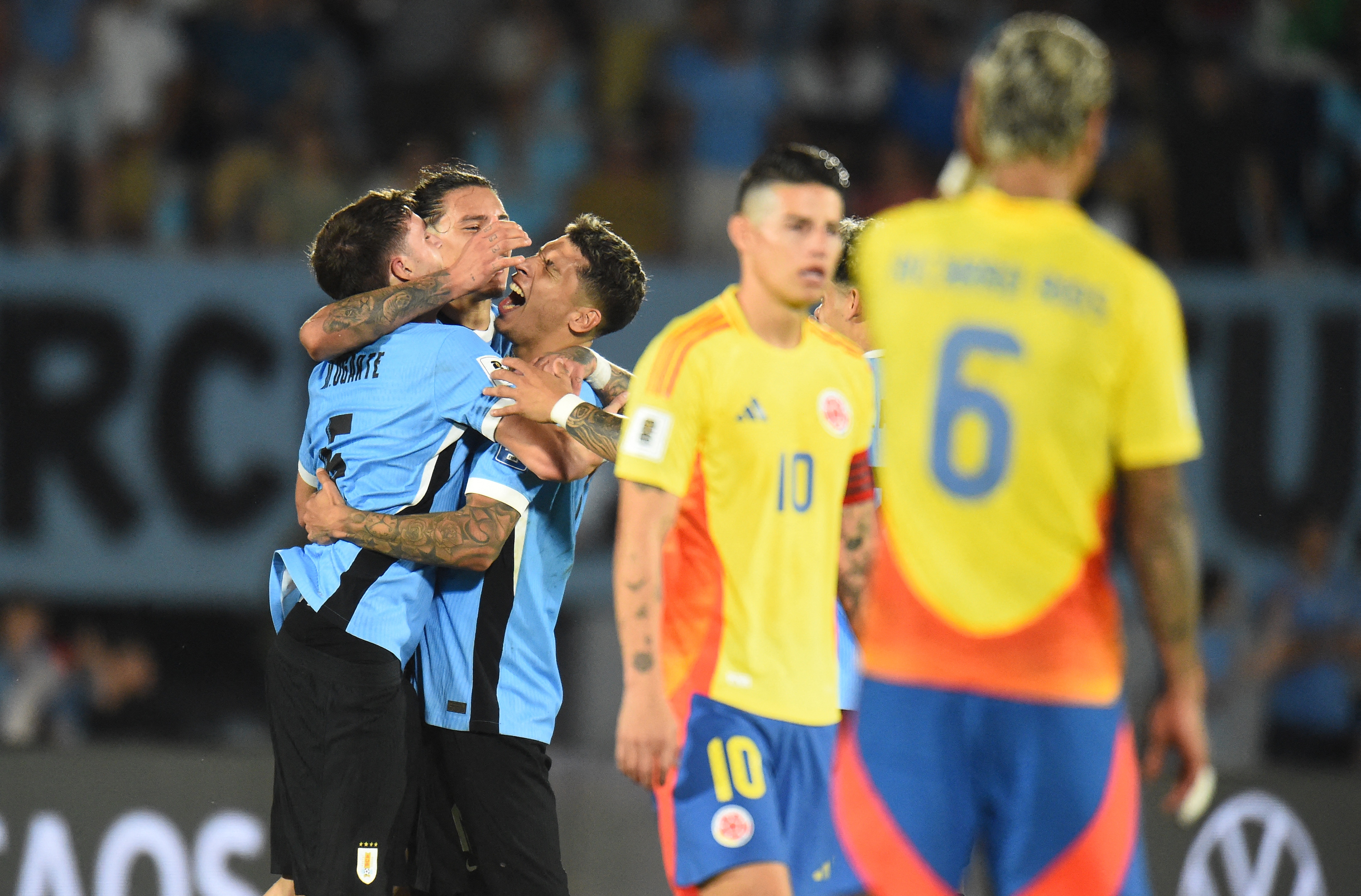 Uruguay venció 3-2 a Colombia por la fecha 11 de las Eliminatorias sudamericanas rumbo al Mundial del 2026.