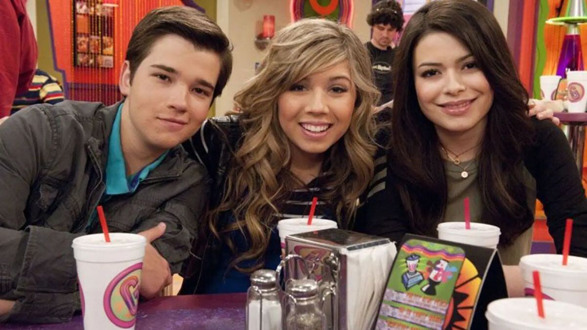 Jennette McCurdy junto al Nathan Kress y Miranda Cosgrove, los protagonistas de "I Carly" (Foto: Nickelodeon)