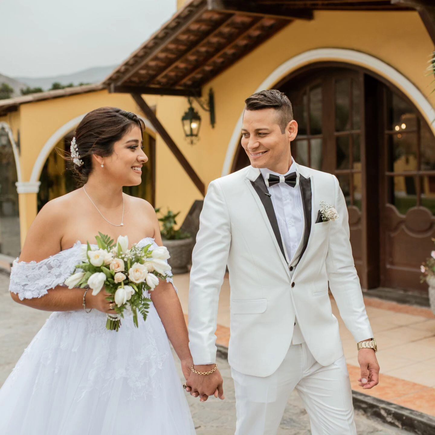 Luigui Carbajal y su esposa Diana García