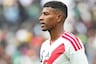 Miguel Araujo fue desconvocado de la selección peruana por una lesión y no jugará ante España ni Haití