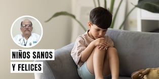 El pediatra Carlos Chacón comparte claves para entender el dolor de piernas en niños, una molestia común que suele generar dudas y preocupación en casa. Foto: Istock.