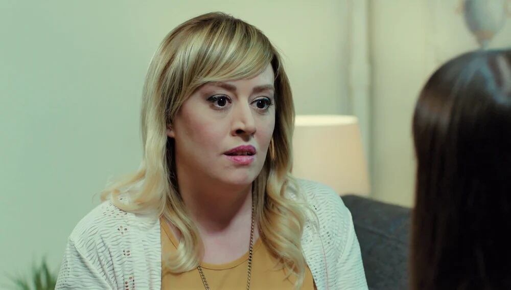 Asuman está dispuesta a contarle a Zeynep toda la verdad sobre su padre (Foto: Med Yapim)