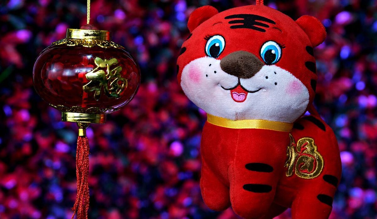 Compra adornos que representen la festividad china y no te olvides del animal que regirá este periodo (Foto: Pixabay)