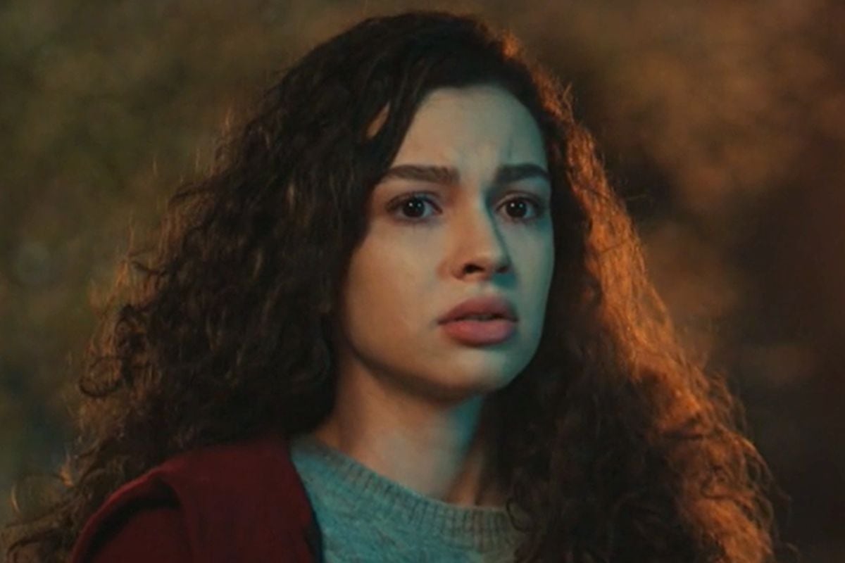 Su Burcu Yazgi Coşkun como Asiye Eren en "Hermanos" (Foto: NG Medya)