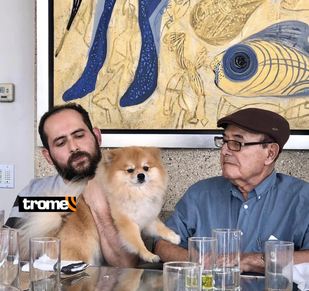 Magaly Medina despide a su padre Luis Medina. Foto: Facebook