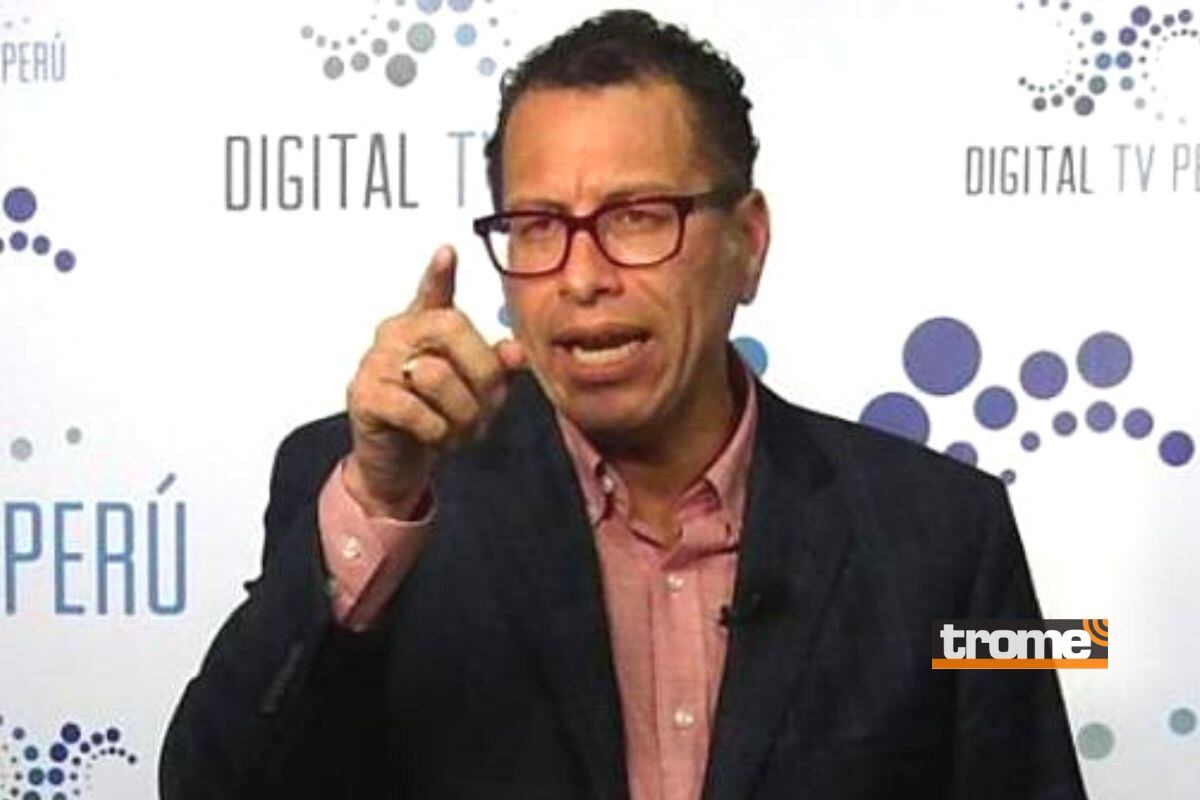 Phillip Butters levanta el dedo acusador (Foto: @@digitaltvperu)