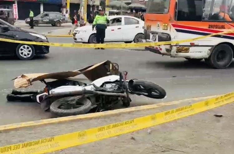 Tragedia en Puente Piedra por muerte de policía. (Foto: Cambiemos Carabayllo y Toda Lima Norte)