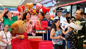 ¡Sorprende a mamá! Mariachis, cumbia, rockola, masajes, feria de flores ... y tal vez el viaje soñado| Eventos gratuitos